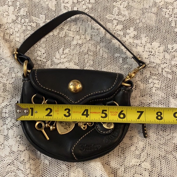 Y2K Juicy Couture VINTAGE CHARM Mini bag BLACK LEATHER PURSE WRISTLET - Picture 11 of 14